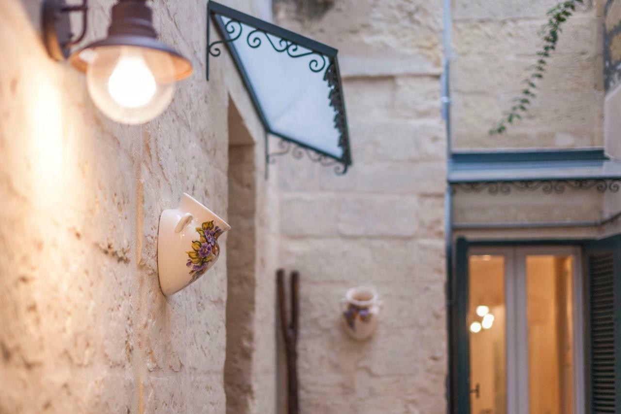 La Luna In Cortile Lecce Exterior foto